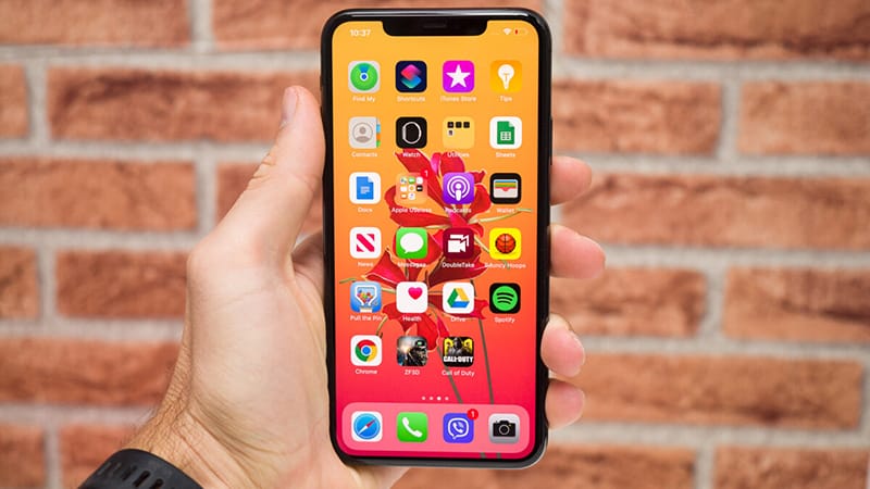 Có nên mua iPhone 11 Pro trong năm 2021, sử dụng có còn mượt mà không?