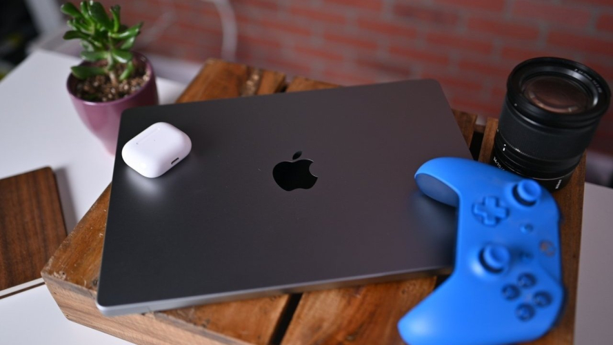 Apple có thể cho ra mắt MacBook màn hình gập 20 inch vào năm 2026