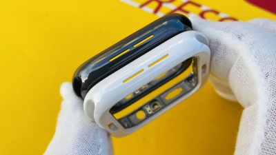 Đây là chiếc Apple Watch Series 5 phiên bản vỏ gốm đen chất lừ suýt được ra mắt