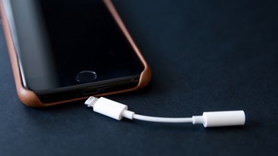 Trước áp lực từ liên minh châu Âu EU, Apple thử nghiệm iPhone USB-C và cổng chuyển mới