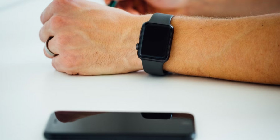 Apple Watch có hoạt động với điện thoại Android không và cách sử dụng?