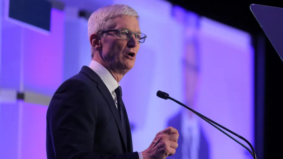 CEO Apple tuyên bố tham gia đường đua AI năm 2023