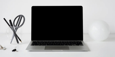 Màn hình MacBook bị đen hoặc trống không? 7 cách khắc phục hiệu quả
