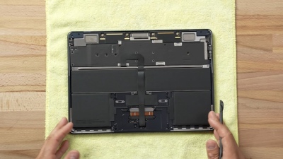 Mổ bụng MacBook Air M2 2022: Chi tiết chip M2 và NAND của tùy chọn 256GB