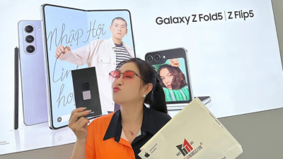Nghệ sĩ Thoại Mỹ đón Samsung Galaxy Z Flip5 512GB sắc tím