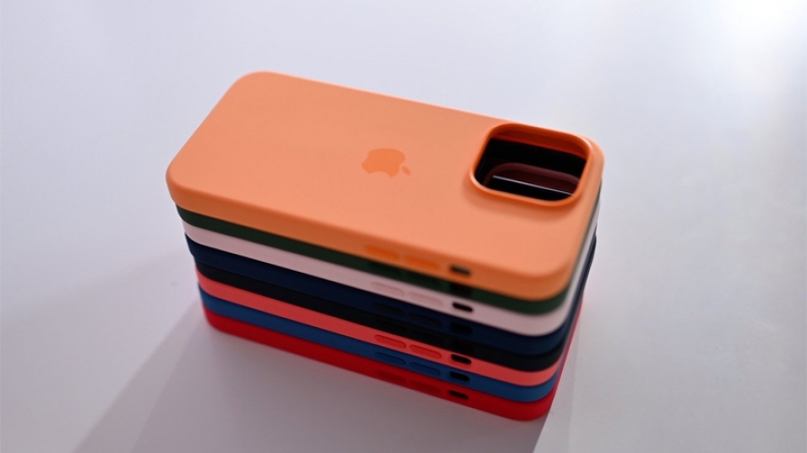 Trên tay ốp lưng silicon iPhone 13 Pro của Apple: giữ nguyên thiết kế, có nhiều màu sắc mới