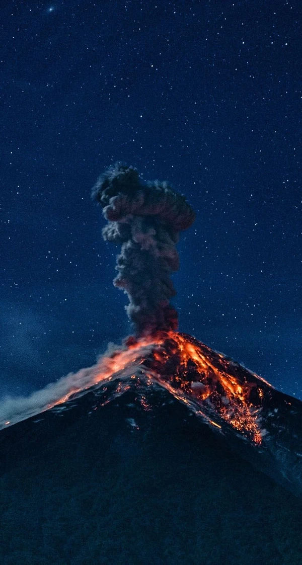 Những núi lửa đẹp nhất trên Trái Đất