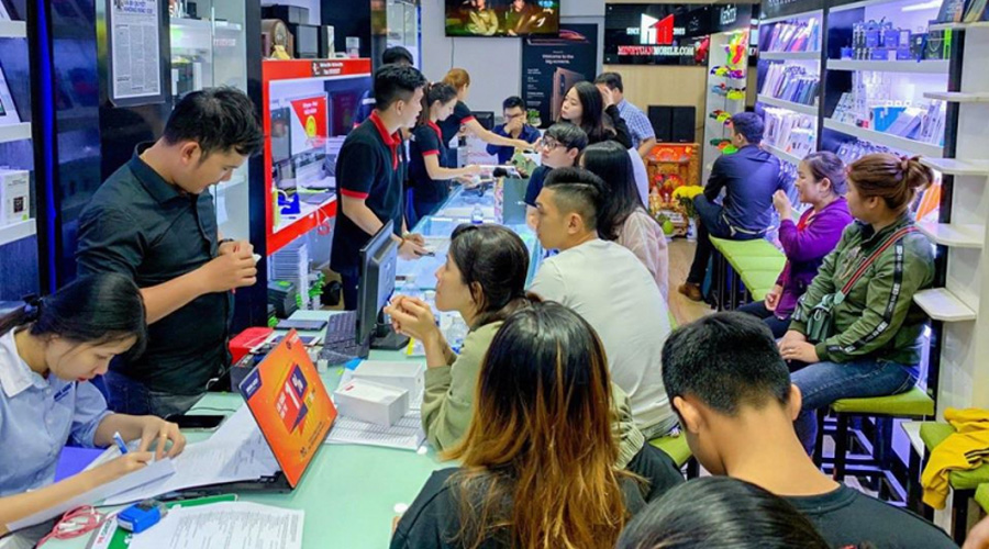 Minh Tuấn Mobile là đại lý uỷ quyền chính thức của Apple tại Việt Nam, khách hàng có thể an tâm khi mua sắm