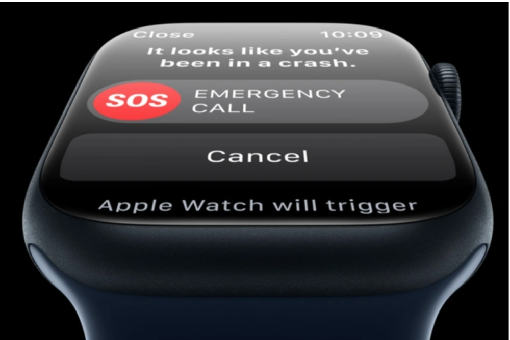 Ở Apple Watch Series 8, bạn có đầy đủ các tính năng theo dõi sức khoẻ như theo dõi giấc ngủ, đo nhịp tim, oxi trong máu, đo lượng calo tiêu thụ... Đặc biệt sản phẩm có thêm tính năng mới về cảm biến nhiệt độ và phát hiện tai nạn ngoài ý muốn. Khi gặp sự cố, tính năng sẽ phát hiện tai nạn và gửi tính hiệu SOS nhờ vào các cảm biến được nâng cấp đặc biệt. 