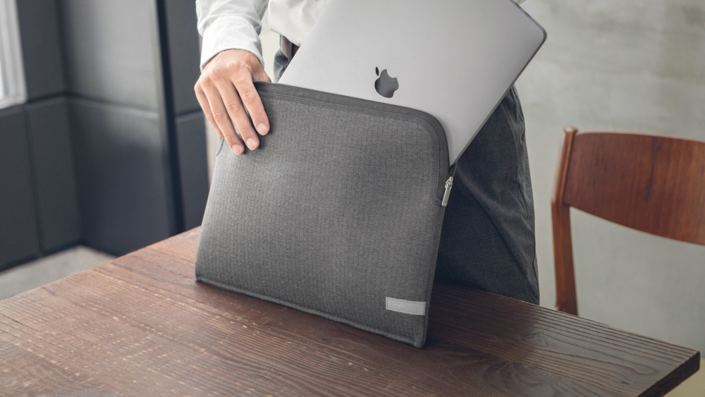 9 thói quen sử dụng sai lầm phổ biến nhất vô tình làm hỏng MacBook của bạn