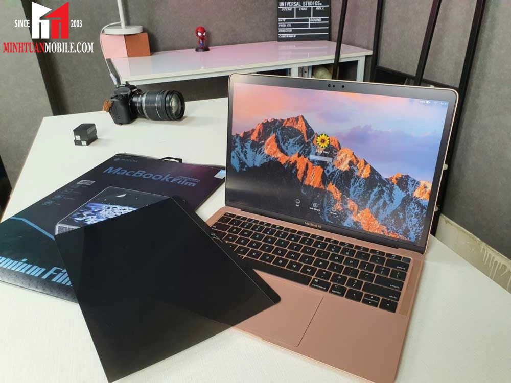 Dán màn hình chống nhìn trộm MacBook Pro 15 inch MOCOLL MOC9124