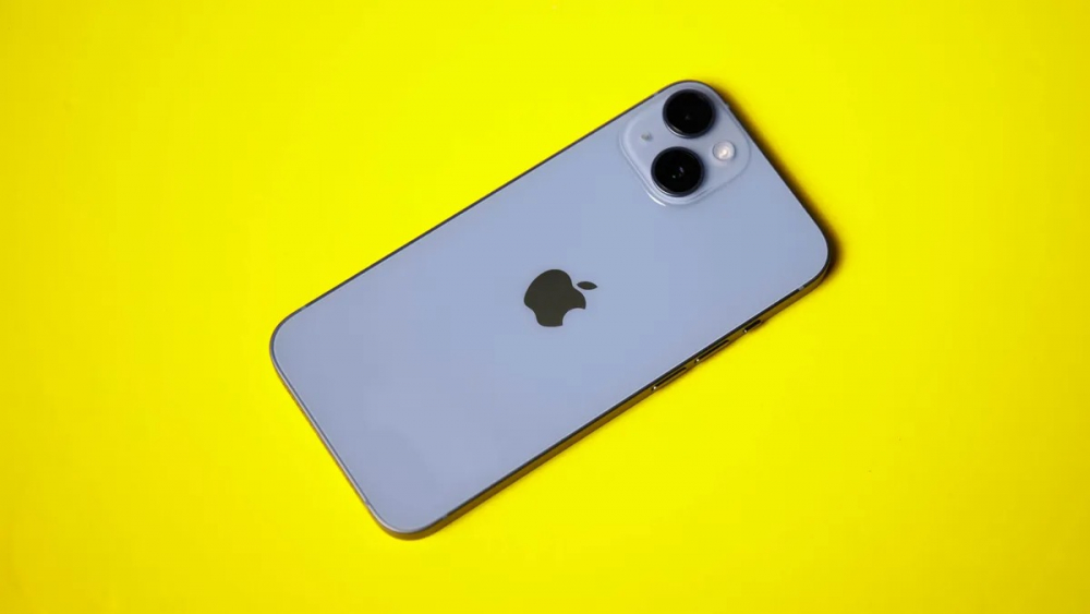 Đánh giá nhanh iPhone 14: Một bản nâng cấp tốt cho hầu hết mọi người với giá cả phải chăng