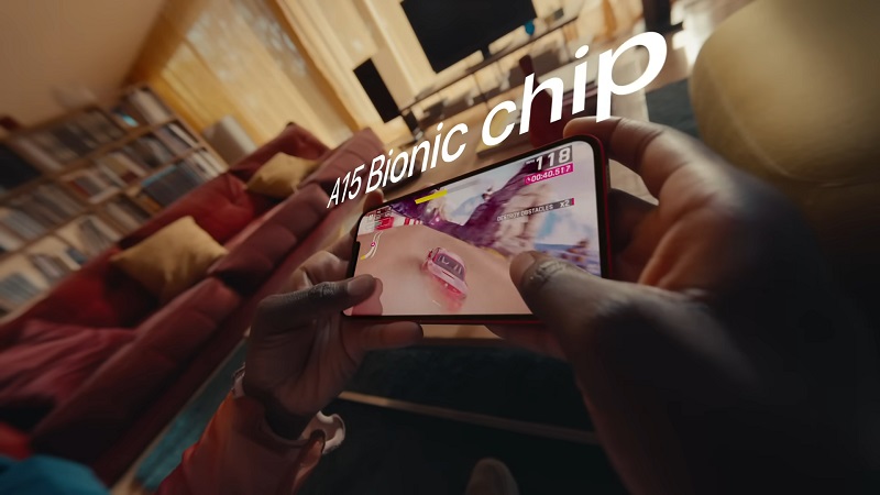 iPhone 14 Plus sử dụng chip A15 Bionic cho hiệu suất đồ họa vượt trội 