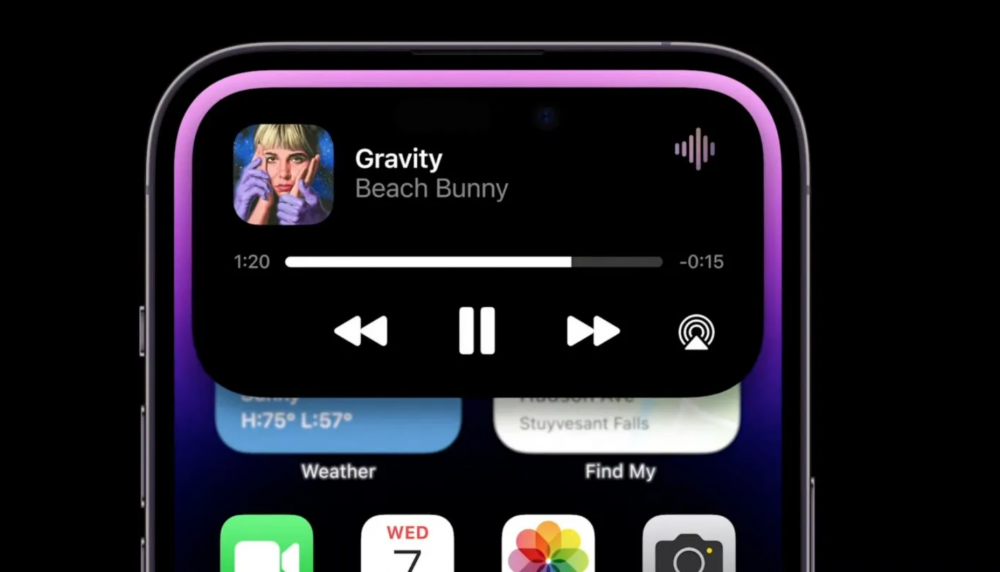 iPhone 14 Pro và iPhone 14 Pro Max 2022 đánh dấu sự ra đi của màn hình tai thỏ quen thuộc và thay vào đó là dải Dynamic Island mới lạ.