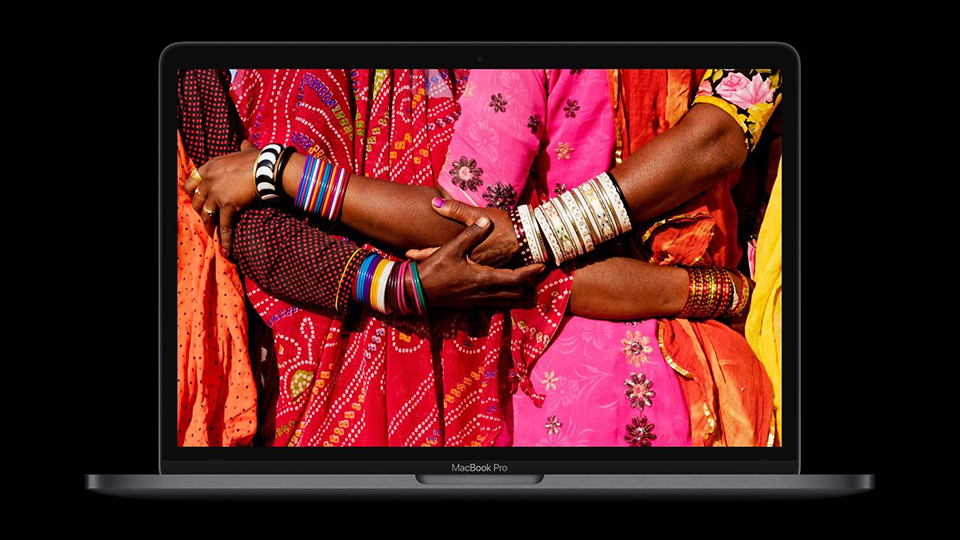 MacBook Pro 13″ M1 2020 512GB màn hình dải màu rộng, độ phân giải cao hiển thị nhiều chi tiết bắt mắt