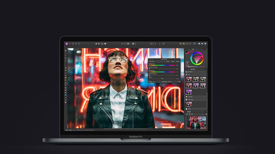 MacBook Pro màn hình hiển thị màu sắc chính xác, hình ảnh sinh động