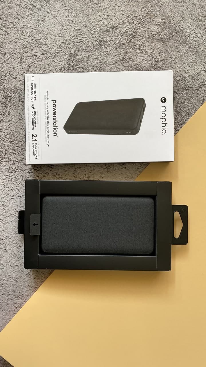 Pin sạc dự phòng Mophie 10.000 mAh Powerstation Power Delivery