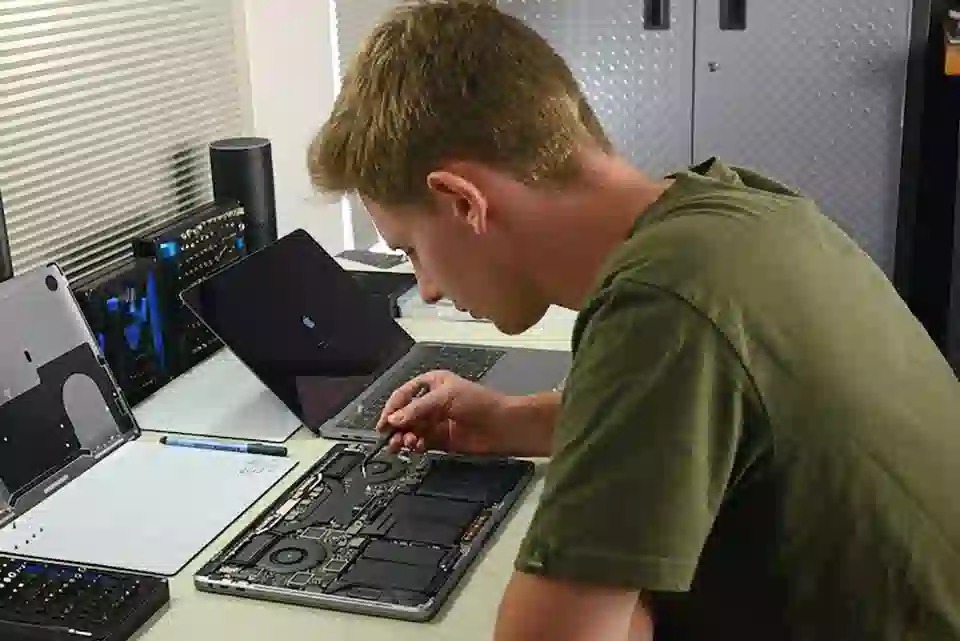 Nâng cấp MacBook trong chương trình sửa chữa tự phục vụ của Apple cần có một lợi ích đôi bên