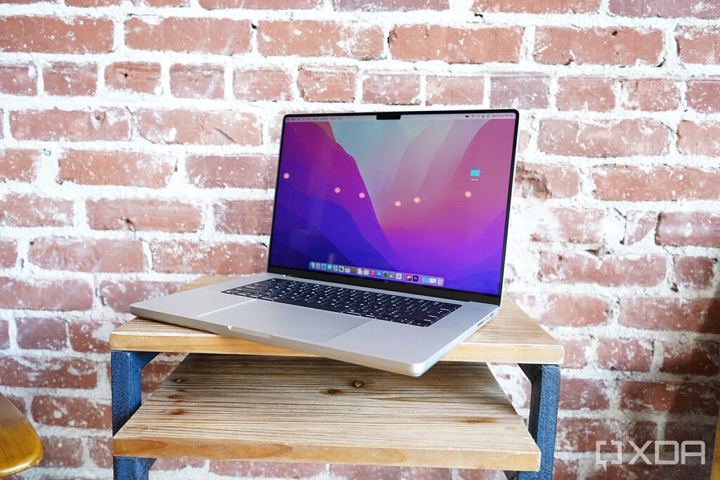 MacBook Air 13 inch M2 và MacBook Pro 14 inch M1 Pro/M1 Max: Máy tính xách tay nào phù hợp hơn với bạn?