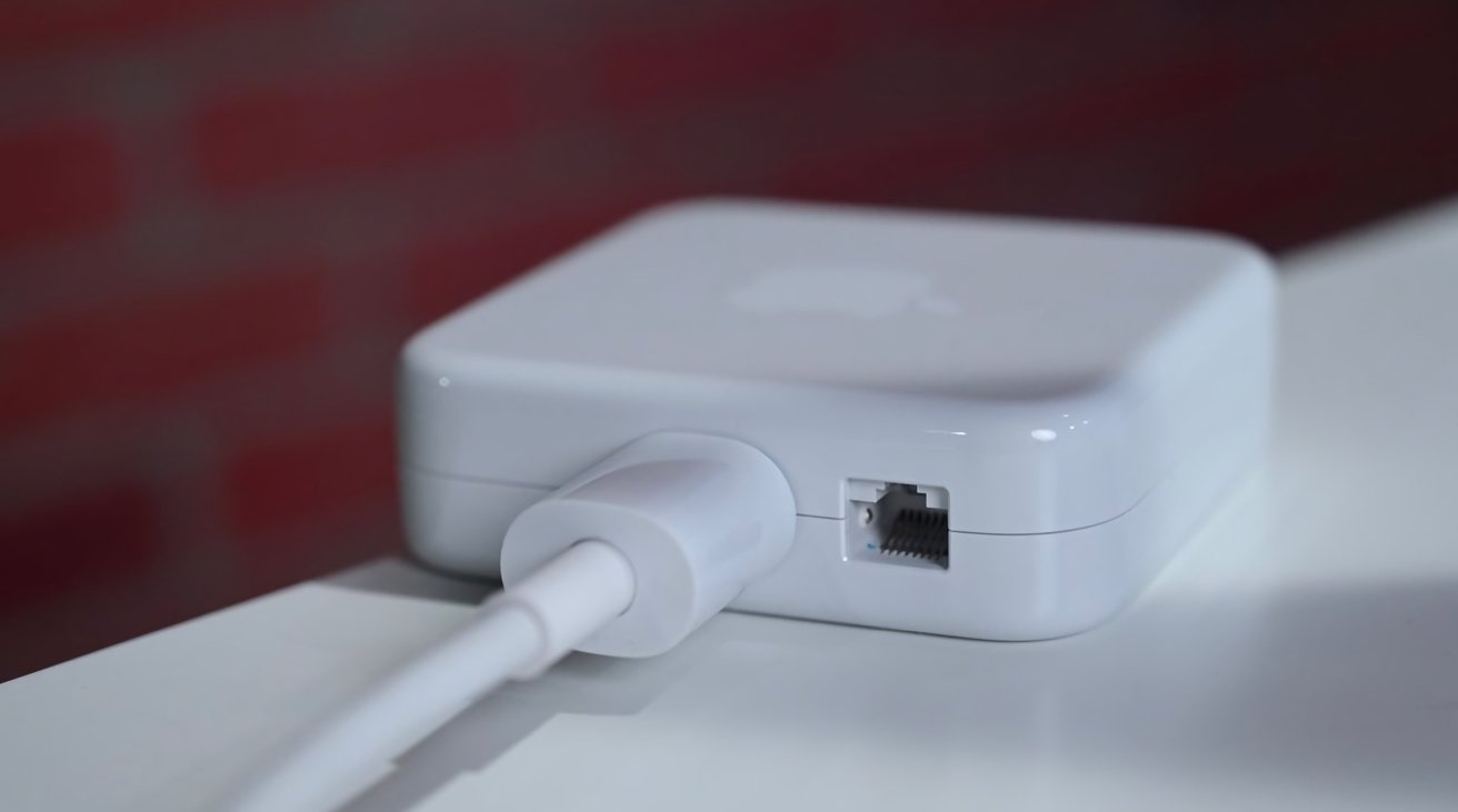 Bộ nguồn của iMac 24 inch có thể bao gồm kết nối Ethernet. - hình 