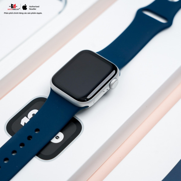 G99HL6Y0Q07R - [KÈO THƠM] Apple Watch SE GPS 40mm Silver Blue Sport Band - Likenew (Sạc 10 lần - Máy đẹp - Cáp chưa bung) - 3